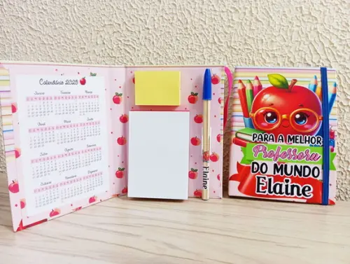 Bloquinho com Porta Caneta e Post-it