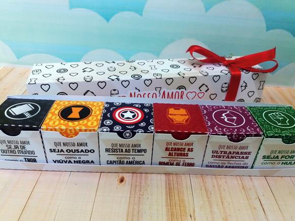 Caixa Vingadores Dia dos namorados para 6 doces