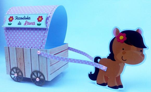 Carrocinha personalizada fazendinha