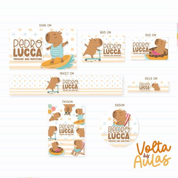 Etiqueta Escolar Capivara Menino