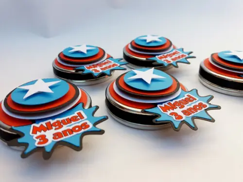 Latinha Super Heróis/Vingadores luxo
