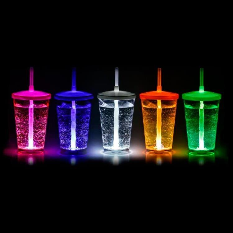 Copo com LED Personalizado: Brinde para Festas e Eventos