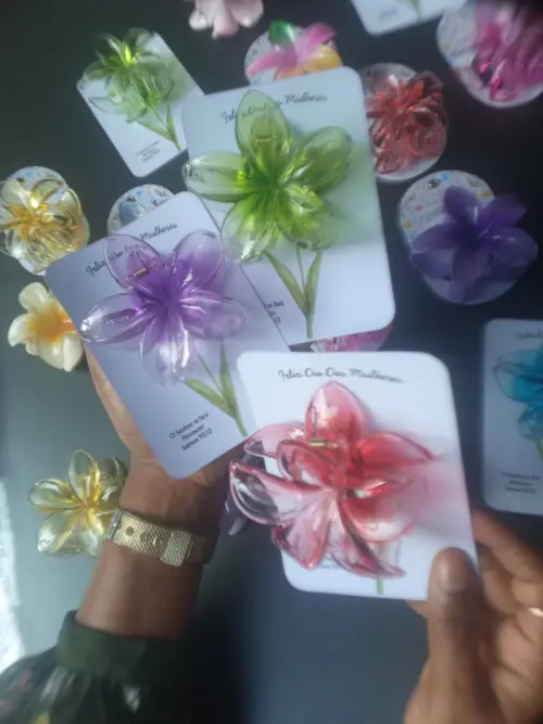 Presilhas de FLor piranha de cabelo Tamanho G para lembrancinha,