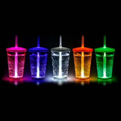 Copo com LED Personalizado: Brinde para Festas e Eventos