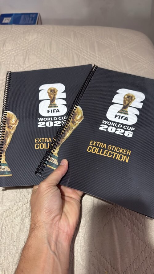 ÁLBUM DE FIGURINHAS LEGENDS ECLUSIVO SÓ COM AS LENDAS