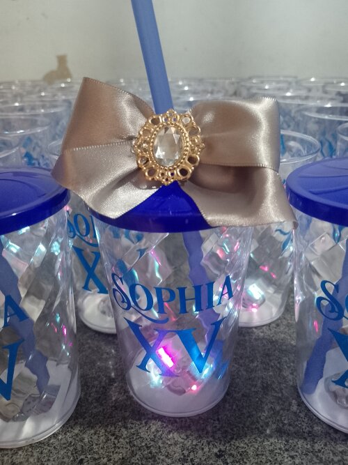Copo Com LED personalizado Brinde para Festas, empresas, eventos