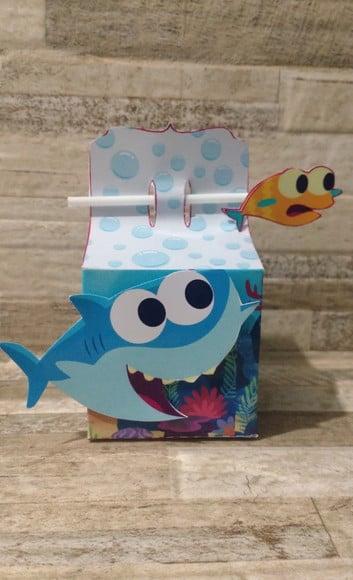 Caixa passa canudo Baby Shark