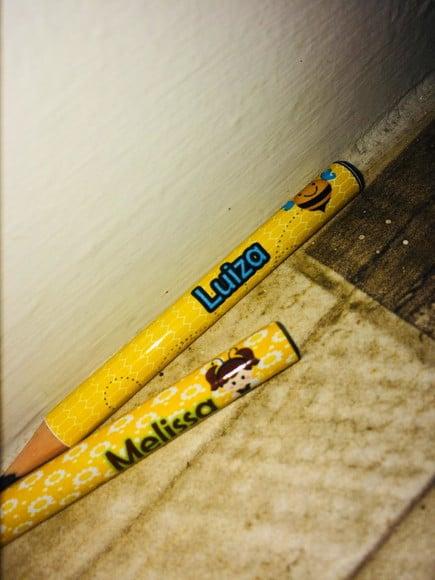 Mini Lápis Personalizado Abelhinha
