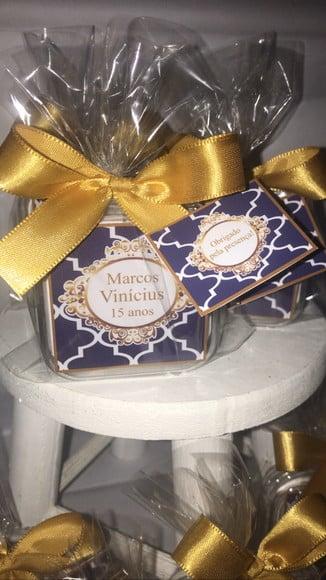 Fone de Ouvido Convite Personalizado 15 Anos