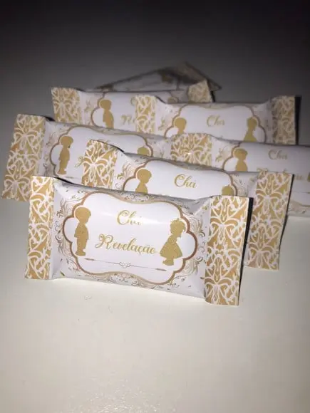 Balinha Personalizada Chá Revelação Dourado