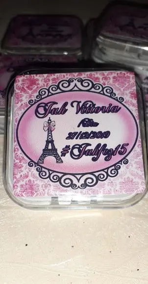 Fone de ouvido Personalizado Paris 15 anos