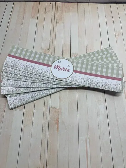 Rotulo Adesivo para Água Personalizado Maternidade Menina