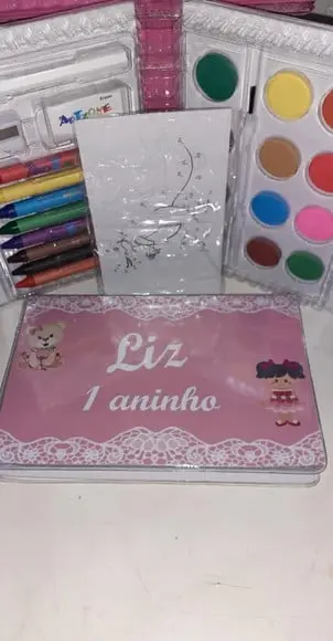 Estojo de Pintura Aquarela Menina