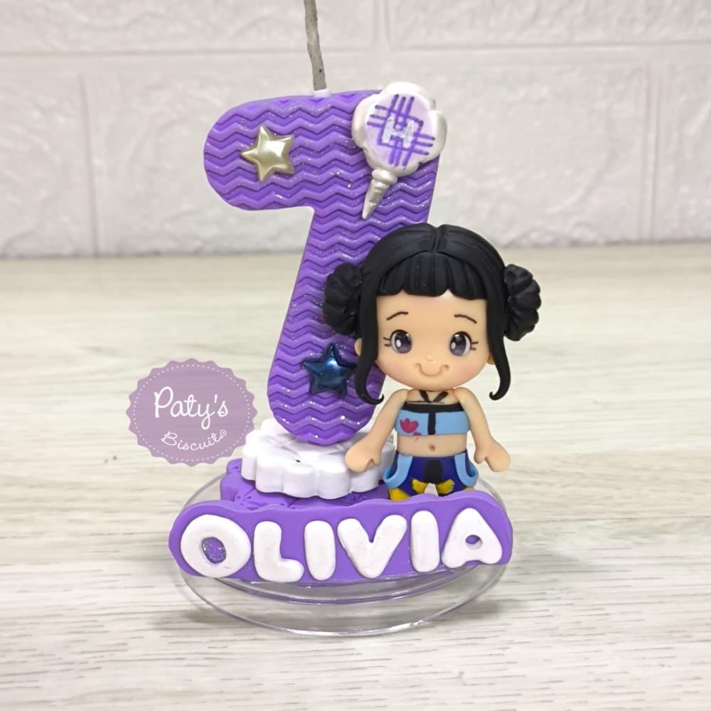 Vela decorada Zoey - Guerreiras do Kpop - vela lilás