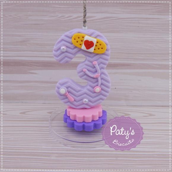 Kit Topo de Bolo + Vela Doutora Brinquedos