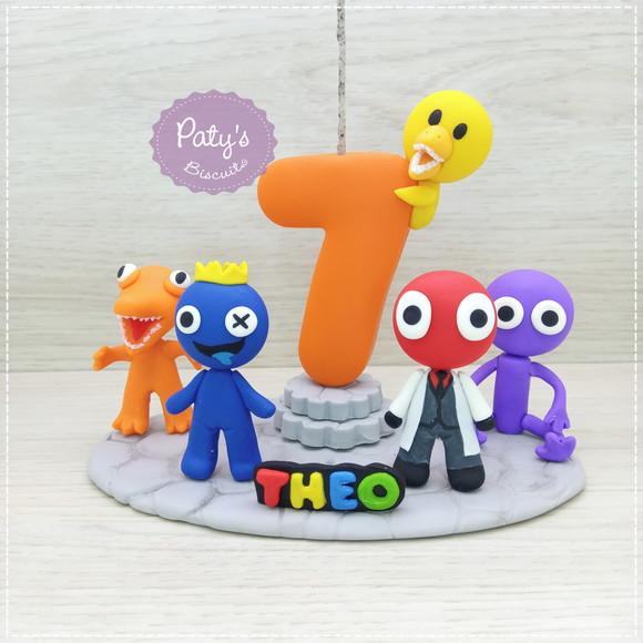 Topinho com Vela Rainbow Friends (5 personagens)