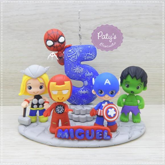 Topinho com vela Vingadores / Super Heróis (5 personagens)