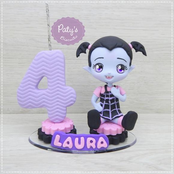 Topo com Vela Vampirina