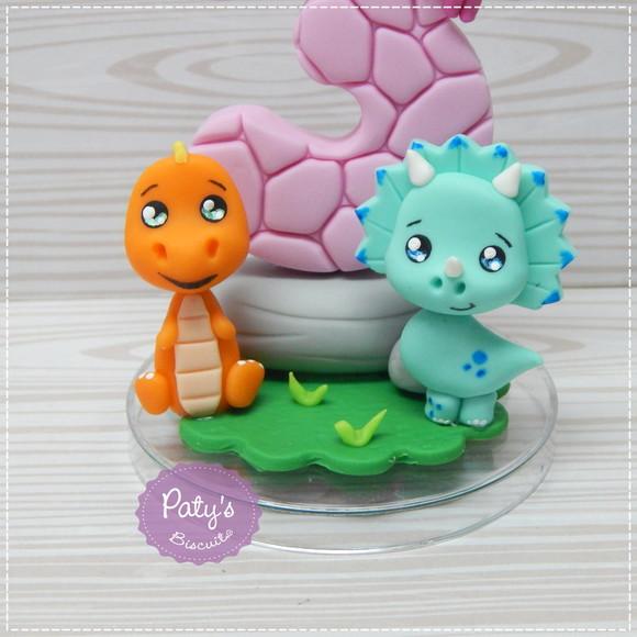 Vela Decorada Dinossauros (vela rosa)