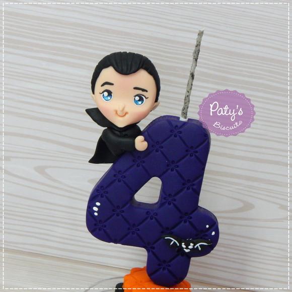Vela Decorada Drácula / Hotel Transylvania