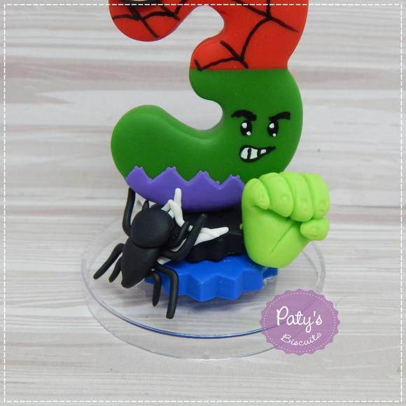 Vela Decorada Hulk e Homem-Aranha