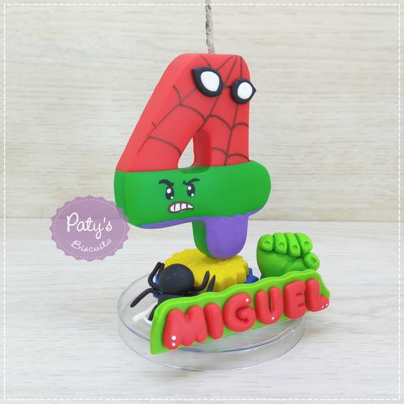 Vela Decorada Hulk e Homem-Aranha