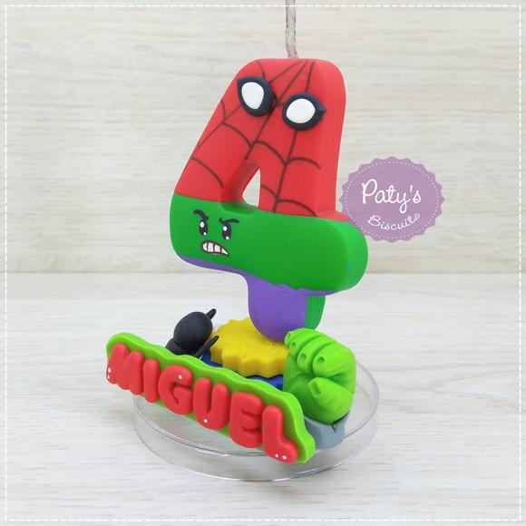 Vela Decorada Hulk e Homem-Aranha