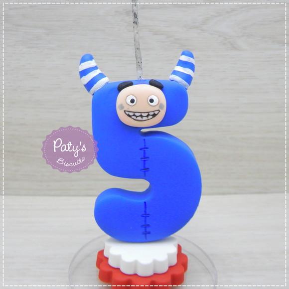 Vela Decorada Oddbod Azul / Pogo