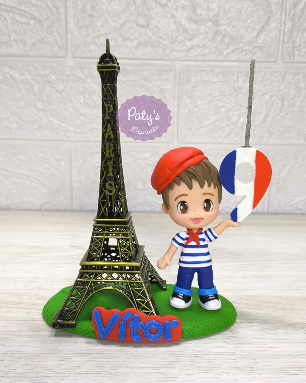 Topinho com Vela Personalizado Paris / Torre Eiffel