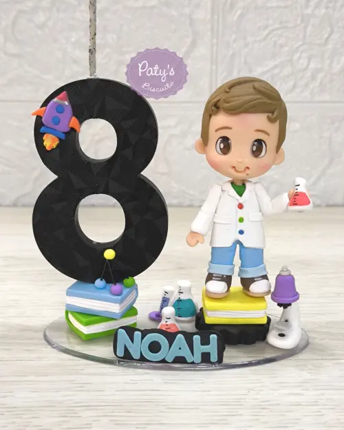 Topinho com Vela Cientista Personalizado