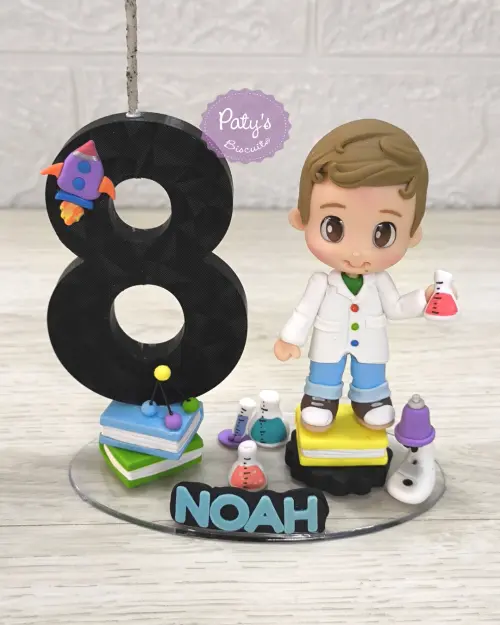 Topinho com Vela Cientista Personalizado