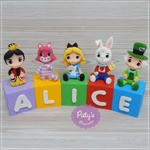 Cubos Decorados Alice no País das Maravilhas (valor Unitário)