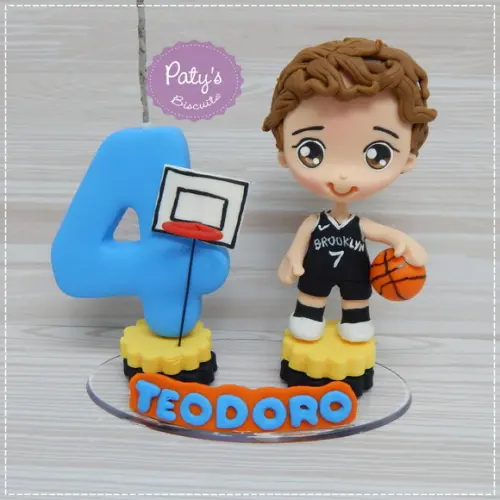 Topinho com Vela Jogador de Basquete / Esportes