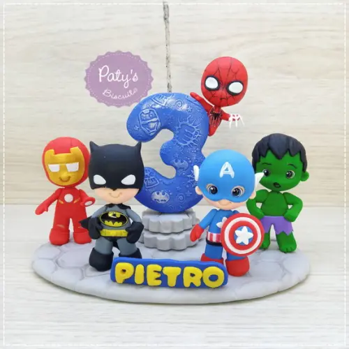 Topinho com vela Super Heróis 5 personagens (mod. 03)