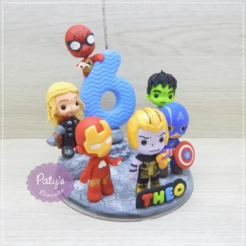 Topinho com vela Vingadores Guerra Infinita 6 personagens