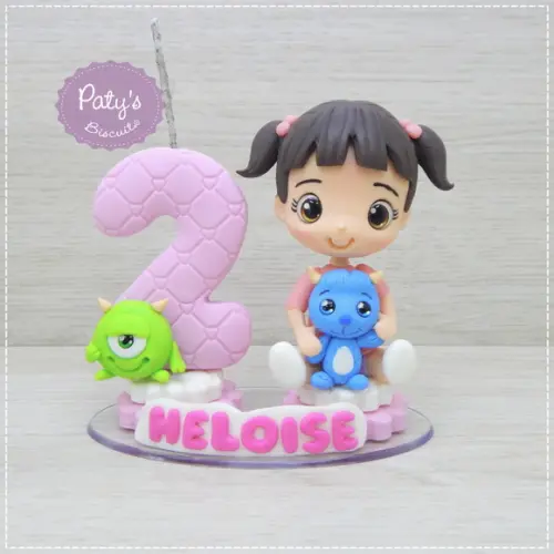 Topo com Vela Boo, Sully e Mike - Monstros S.A. (sentada)