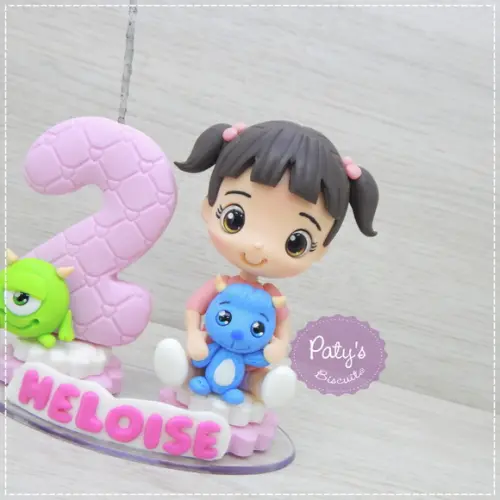 Topo com Vela Boo, Sully e Mike - Monstros S.A. (sentada)