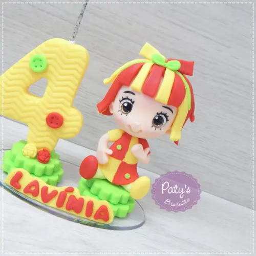 Topo com Vela Emília - Sítio do Pica-Pau Amarelo