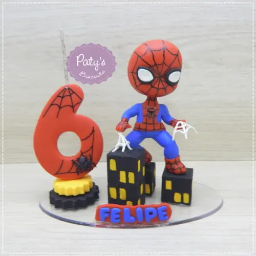 Topo com Vela Homem-aranha nos prédios