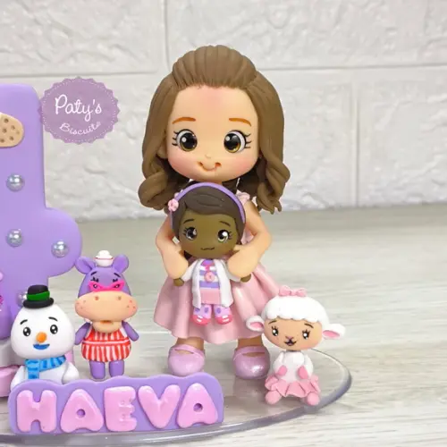 Topo com Vela Personalizado Doutora Brinquedos