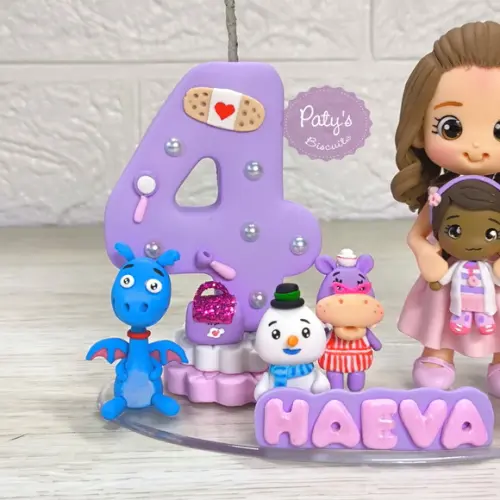 Topo com Vela Personalizado Doutora Brinquedos