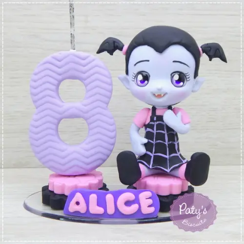 Topo com Vela Vampirina