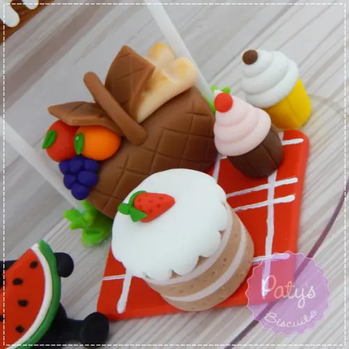 Topo de Bolo Formiguinha / Picnic
