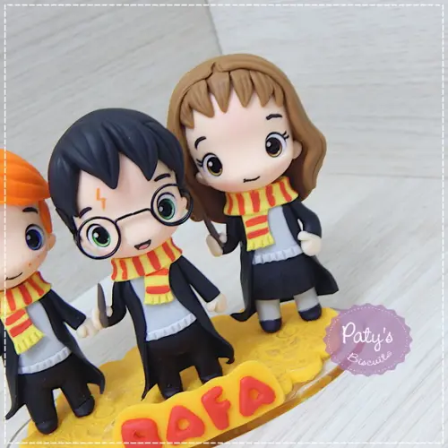 Topo de Bolo Trio Harry Potter 8cm: Harry, Rony e Hermione