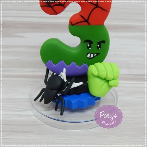 Vela Decorada Hulk e Homem-Aranha