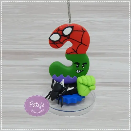 Vela Decorada Hulk e Homem-Aranha
