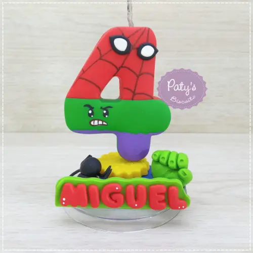 Vela Decorada Hulk e Homem-Aranha