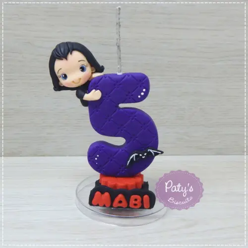 Vela Decorada Mavis / Hotel Transylvania