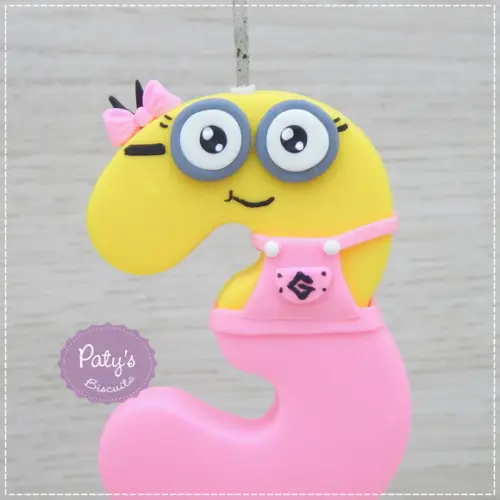 Vela Decorada Minions Menina (rosa)