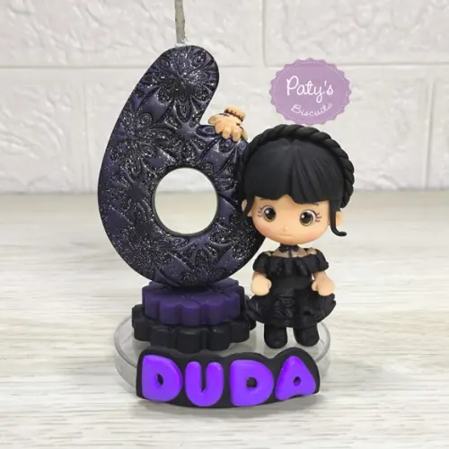 Vela Decorada Wandinha com vestido do Baile - Wednesday